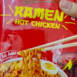 রামেন হট চিকেন লুডুস।